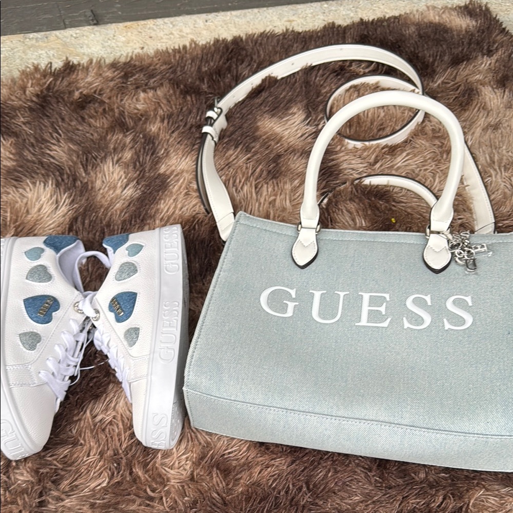 GUESS White and Gray Women's Bag